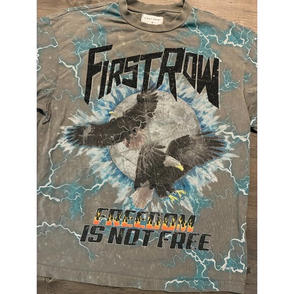 First Row Freedom Is Not Free T-Shirt Mens Medium Gray Graphic Rhinestone Flames - Picture 2 of 11